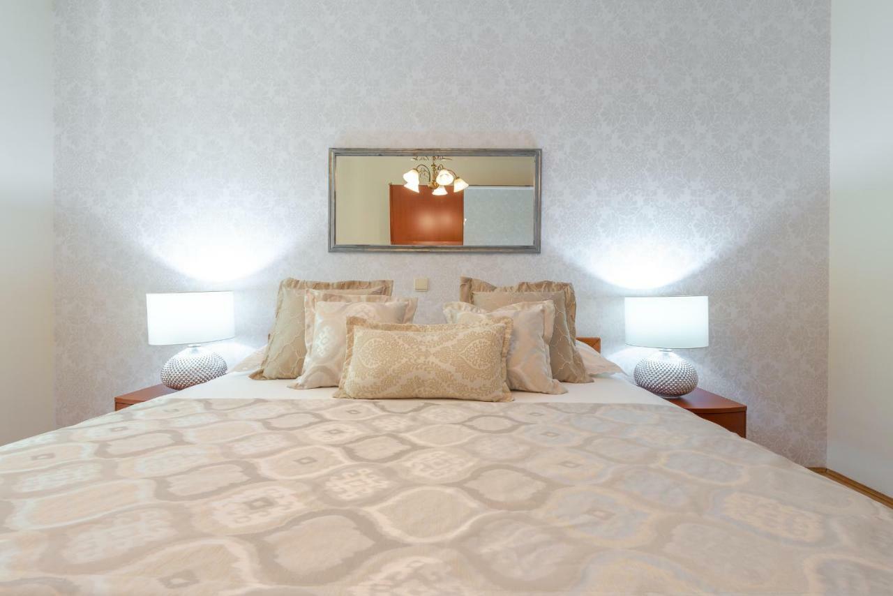 Superior Stunning Apartment Gravosa With A Free Parking Dubrovnik Exterior photo